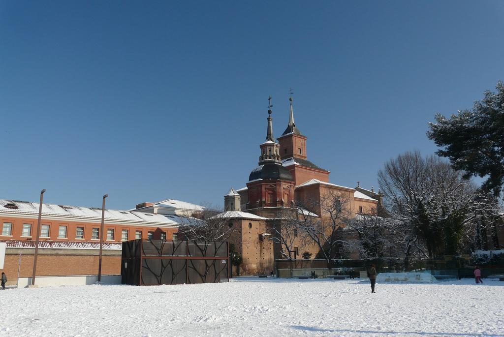 Hotel Ciudad De Alcala Alcalá de Henares Zewnętrze zdjęcie