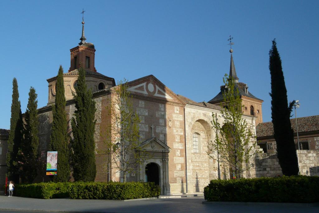 Hotel Ciudad De Alcala Alcalá de Henares Zewnętrze zdjęcie